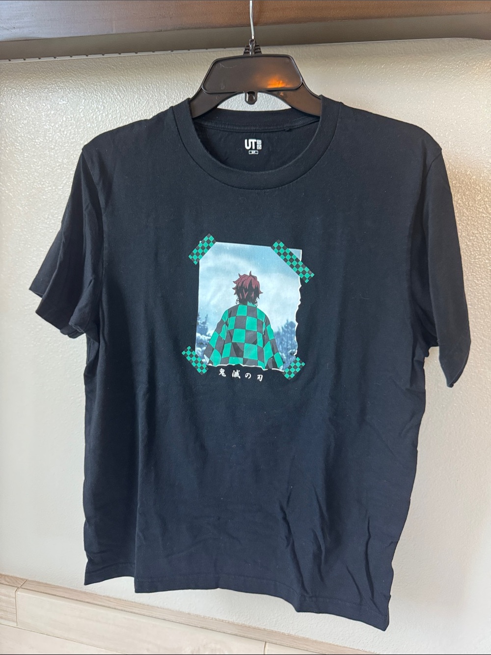 Uniqlo Demon slayer men’s tshirt